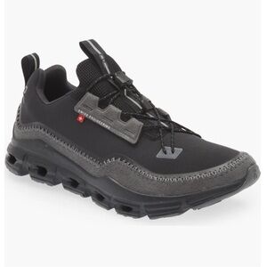 On Running sneakers (2)